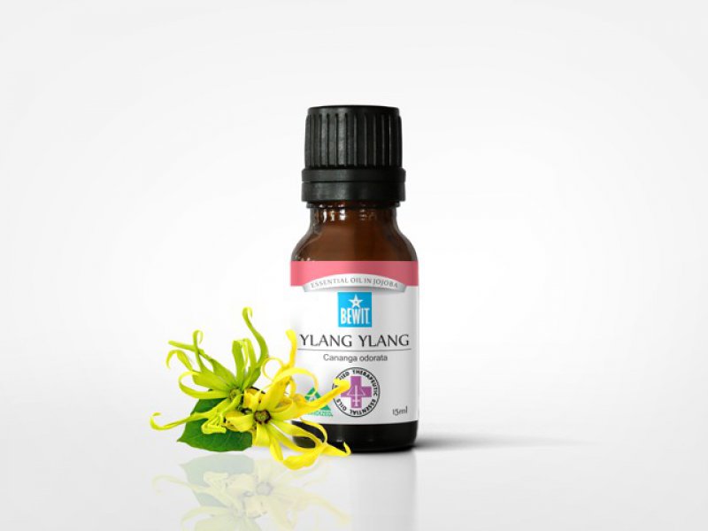 YLANG YLANG - ESENCIÁLNÍ OLEJ V JOJOBĚ