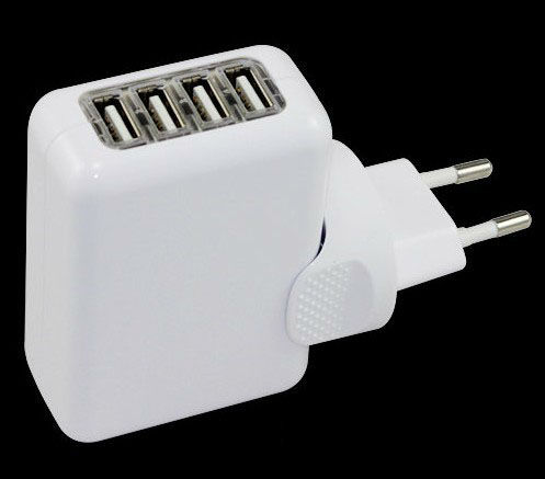 Nabíječka se 4 USB výstupy