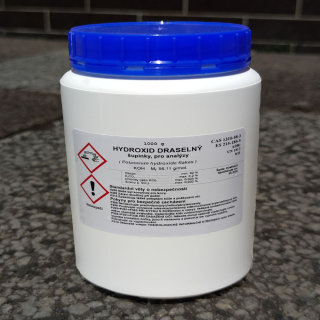 Hydroxid draselný p.a. - 1000 g